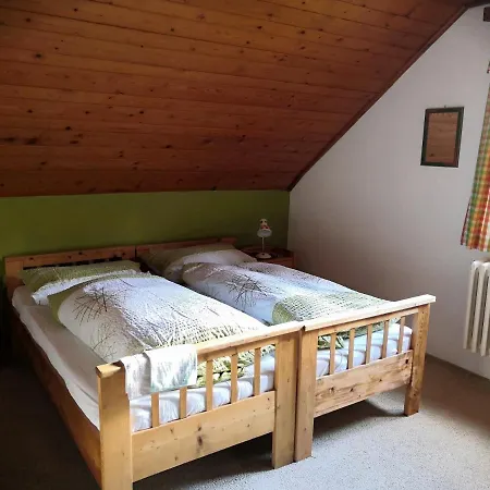 Homestay Chalupa U Subrtu