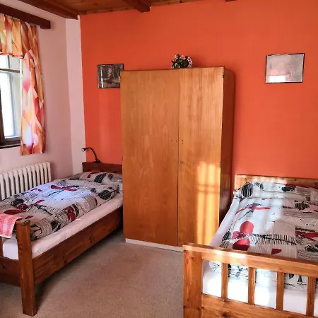 Homestay Chalupa U Subrtu