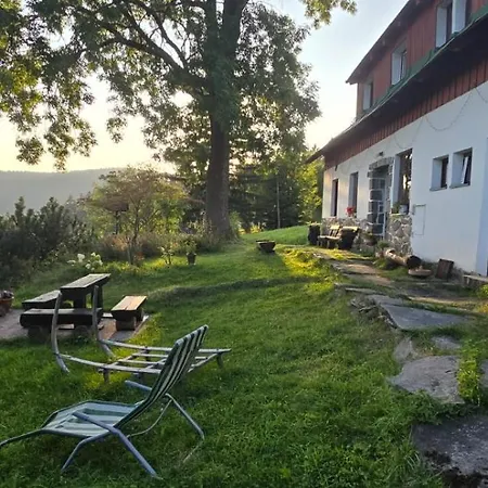 Homestay Chalupa U Subrtu